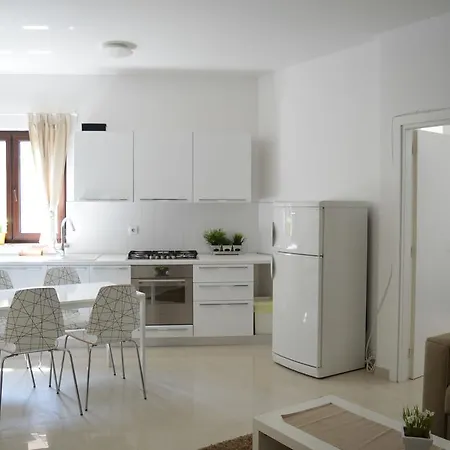 Apartment Alba *